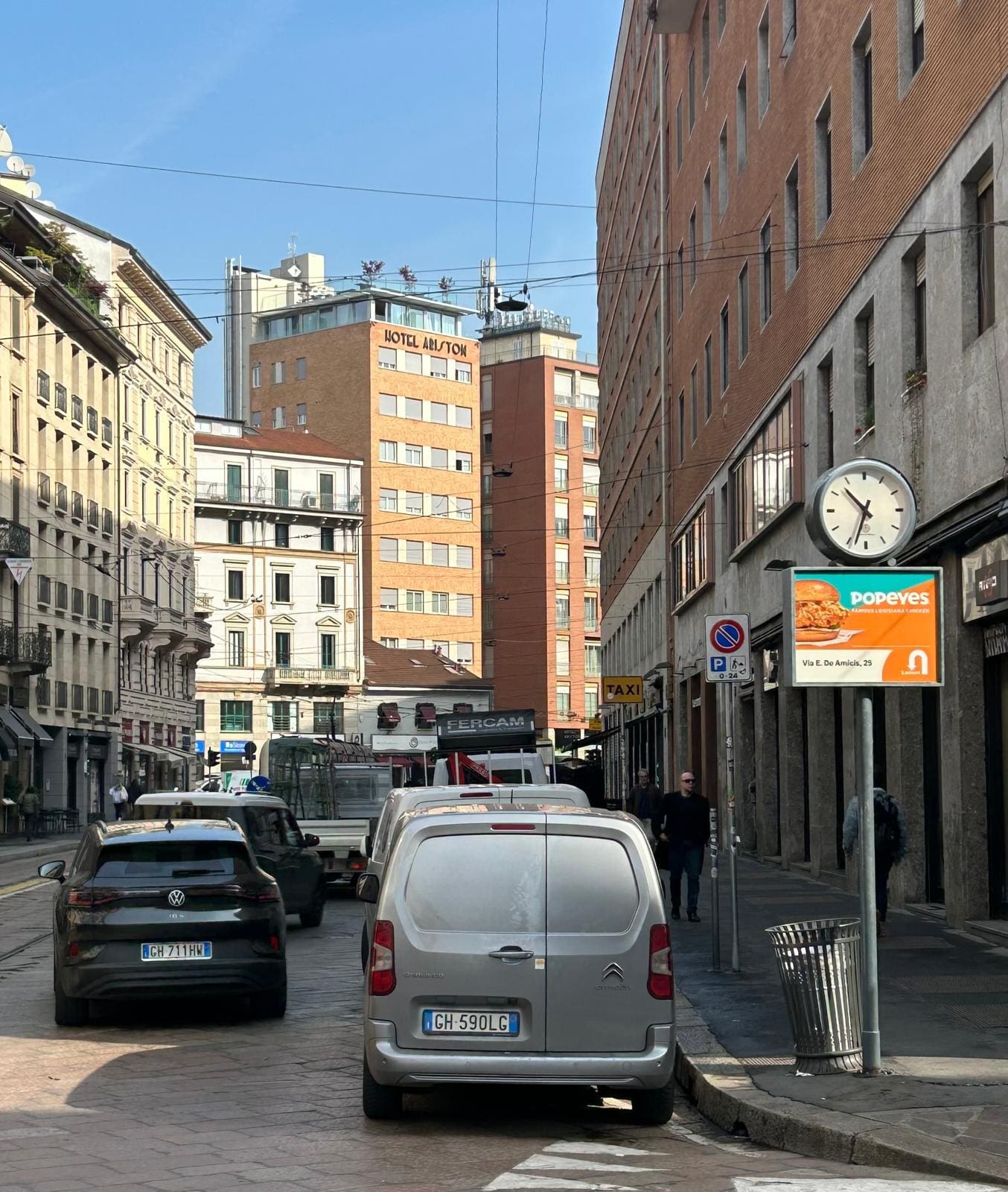 De Amicis fronte
