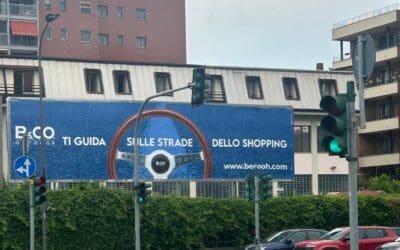 B&CO Outdoor accoglie i visitatori del MAPIC Italy 2025:una campagna ad hoc con banner walk e maxi affissioni